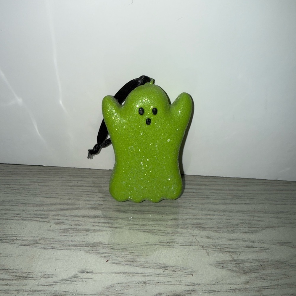 Bethany Lowe Peep Ghost Ornament green